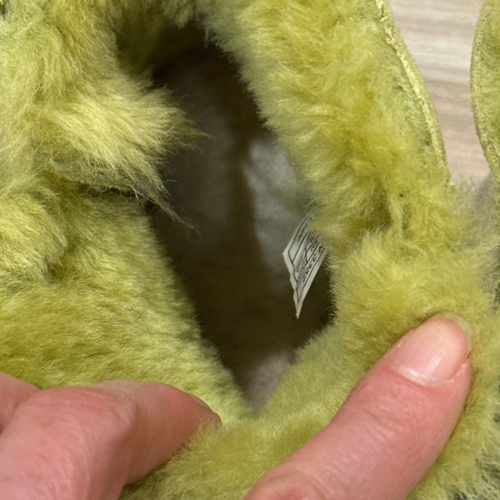 Ugg Mini Bailey Button boots - Lime Green hard to… - image 12